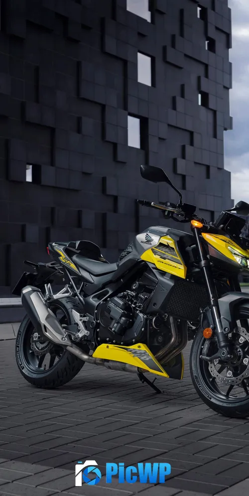 Honda CB750 Hornet Outdoor 3K Mobile Wallpaper