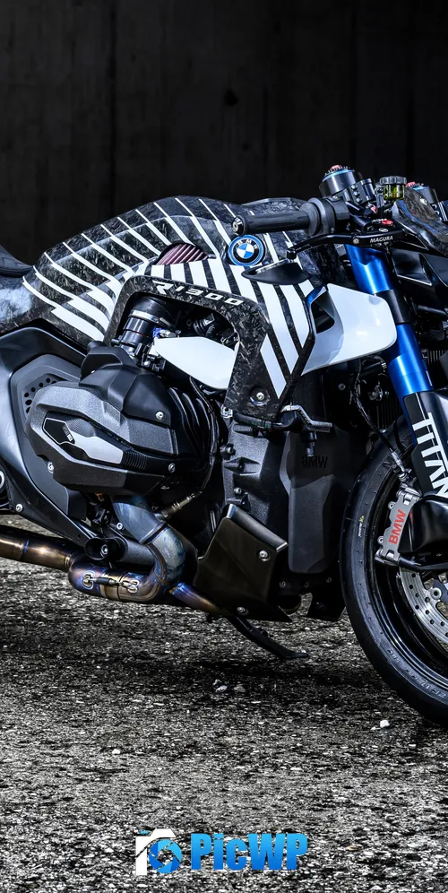 BMW R 1300 R Titan 2025 3K Mobile Wallpaper