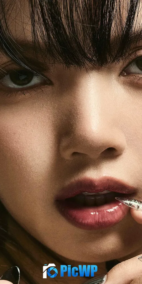 Lisa Closeup 3K Mobile Wallpaper