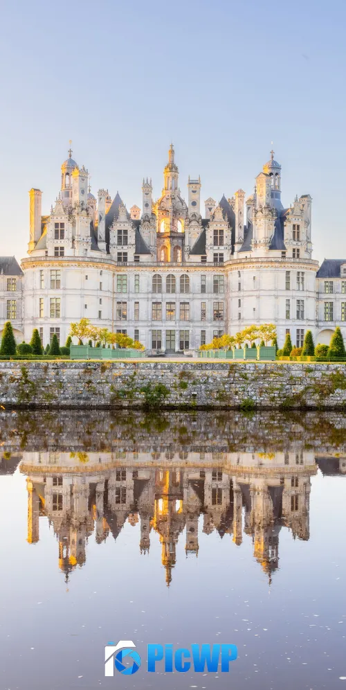 Chambord Castle France 3K Mobile Wallpaper