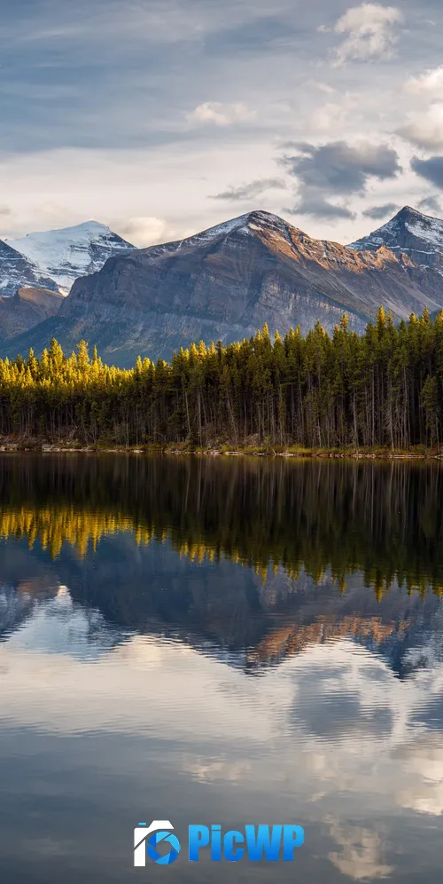 Lake Louise Banff National Park 3K Mobile Wallpaper