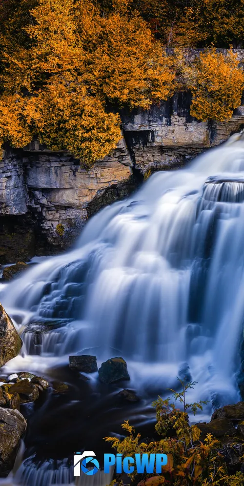 Inglis Falls Waterfall 3K Mobile Wallpaper