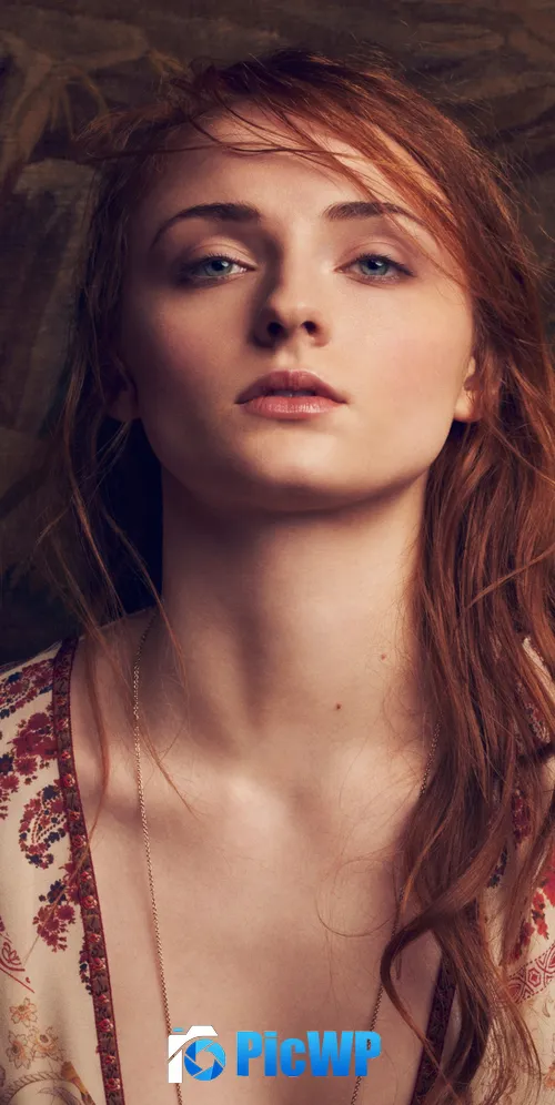 Sophie Turner Red hair 3K Mobile Wallpaper