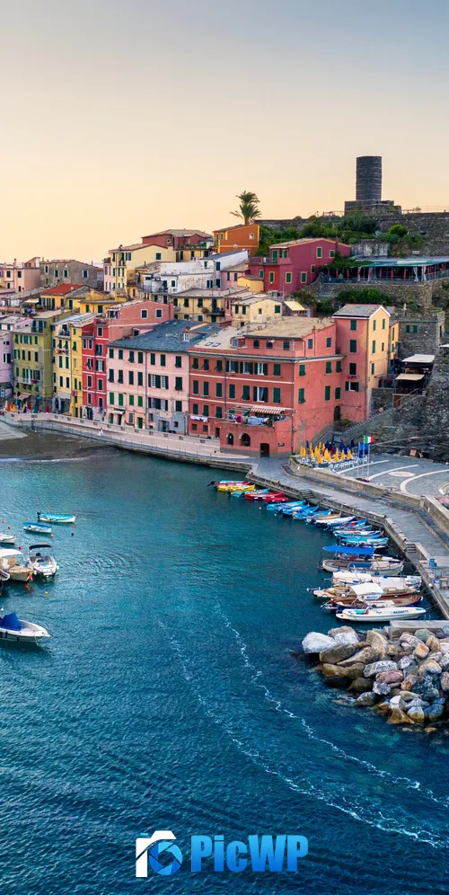 Vernazza Cinque Terre 3K Mobile Wallpaper