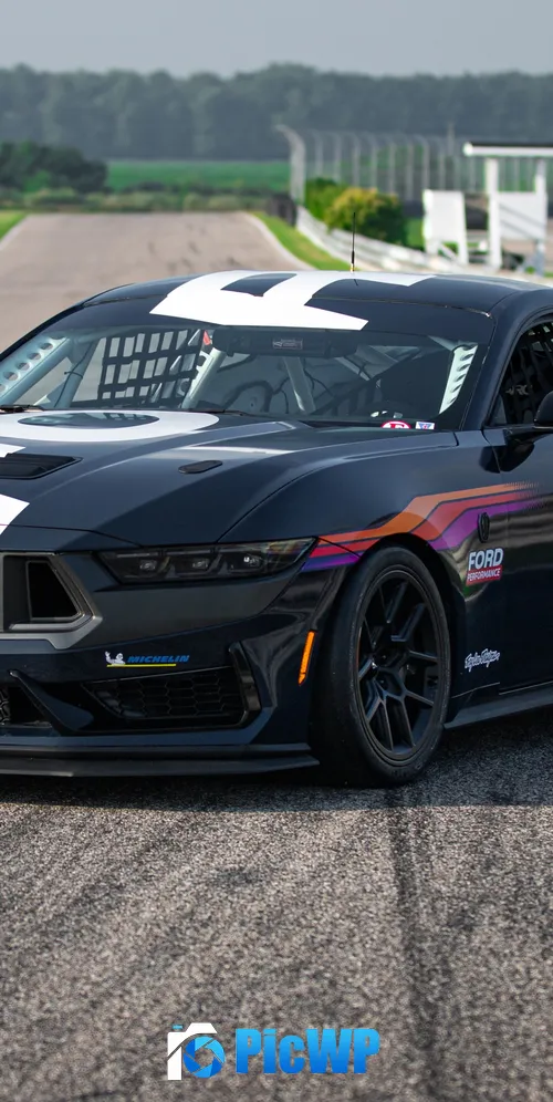 Ford Mustang Dark Horse R 3K Mobile Wallpaper