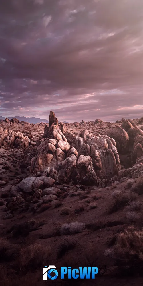 Rocks Alabama Hills 3K Mobile Wallpaper