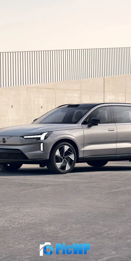 Volvo EX90 Electric SUV 3K Mobile Wallpaper