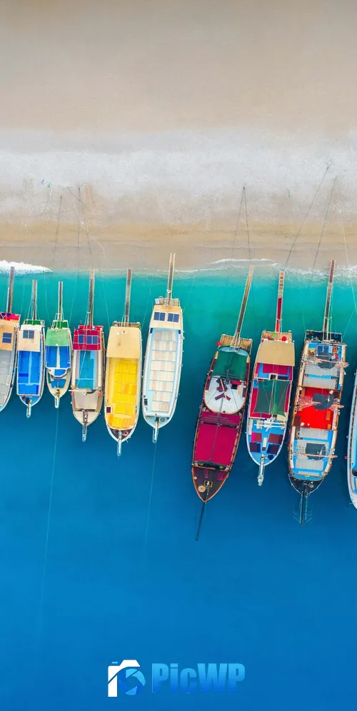 Boats Beach Aerial view 3K Mobile Wallpaper