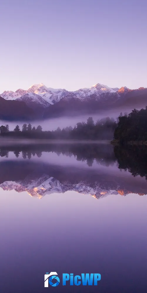 Lake Matheson New Zealand 3K Mobile Wallpaper