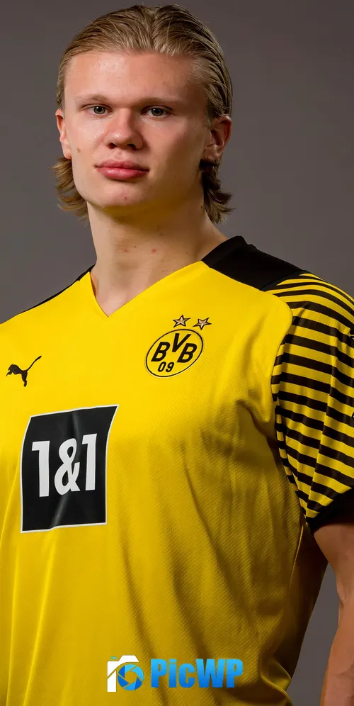 Erling Haaland Norwegian footballer 3K Mobile Wallpaper