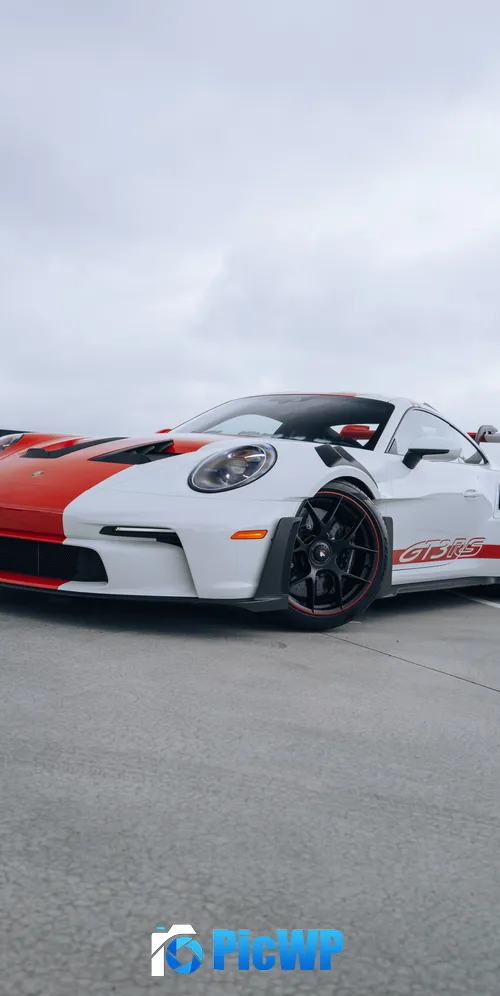 Porsche 911 GT3 RS Vertical 3K Mobile Wallpaper