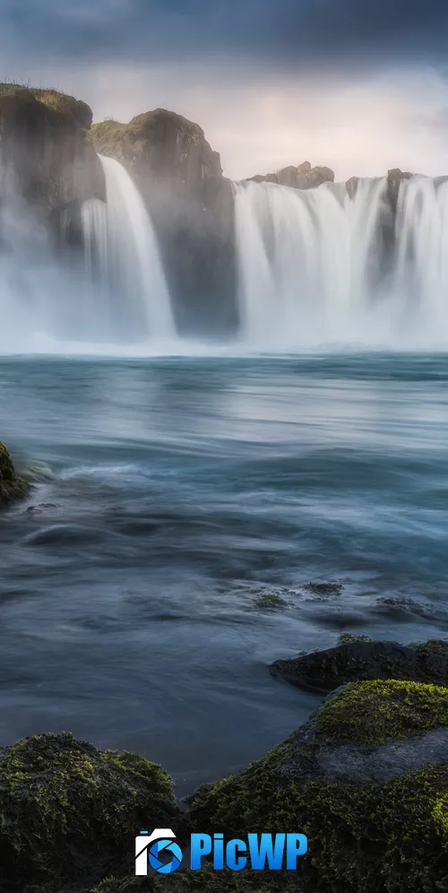 Godafoss waterfall Iceland 3K Mobile Wallpaper