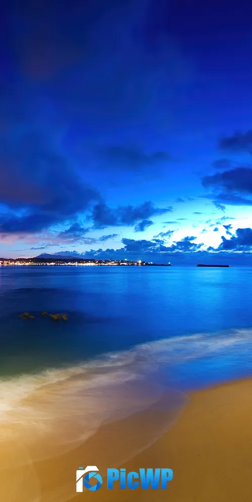 Saint-Jean-de-Luz Fishing port 3K Mobile Wallpaper