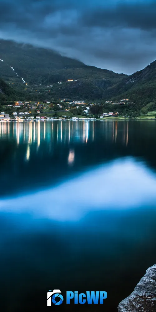 Geiranger Norway 3K Mobile Wallpaper