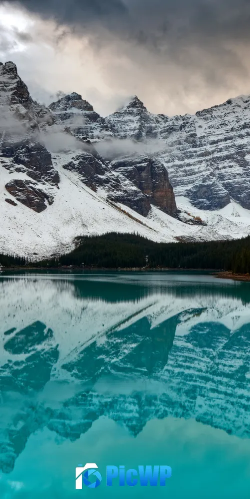 Banff National Park Moraine Lake 3K Mobile Wallpaper