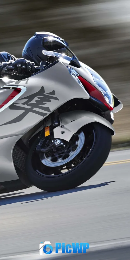 Biker Riding Suzuki Hayabusa 2022 3K Mobile Wallpaper