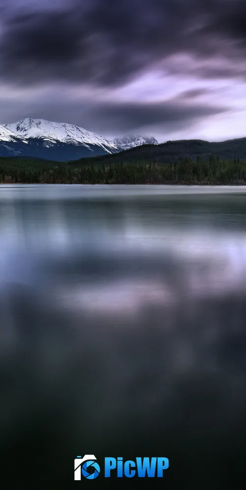 Pyramid Lake Canada 3K Mobile Wallpaper