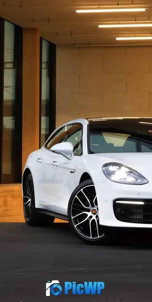 Porsche Panamera 4S E-Hybrid Sport Turismo 3K Mobile Wallpaper