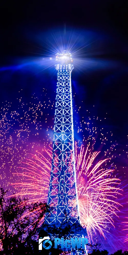 Eiffel Tower Fireworks 3K Mobile Wallpaper