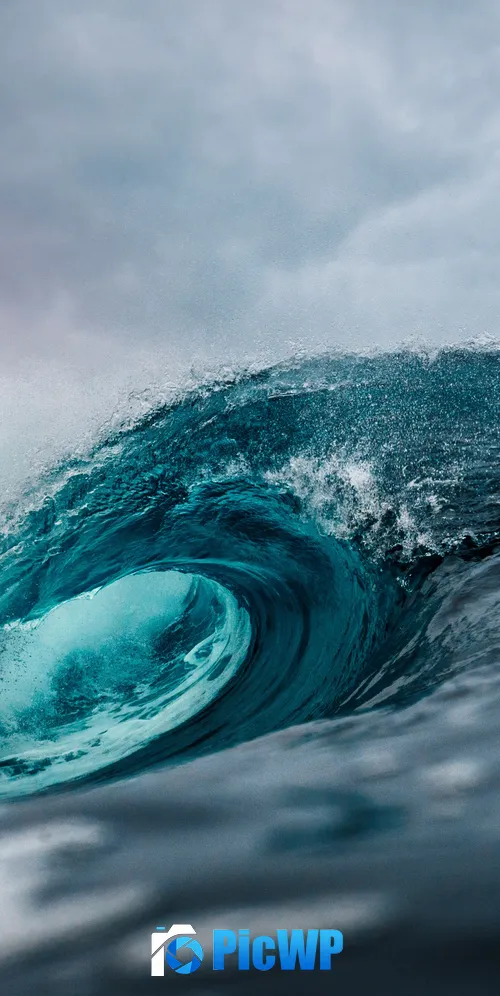 Ocean Waves 3K Mobile Wallpaper