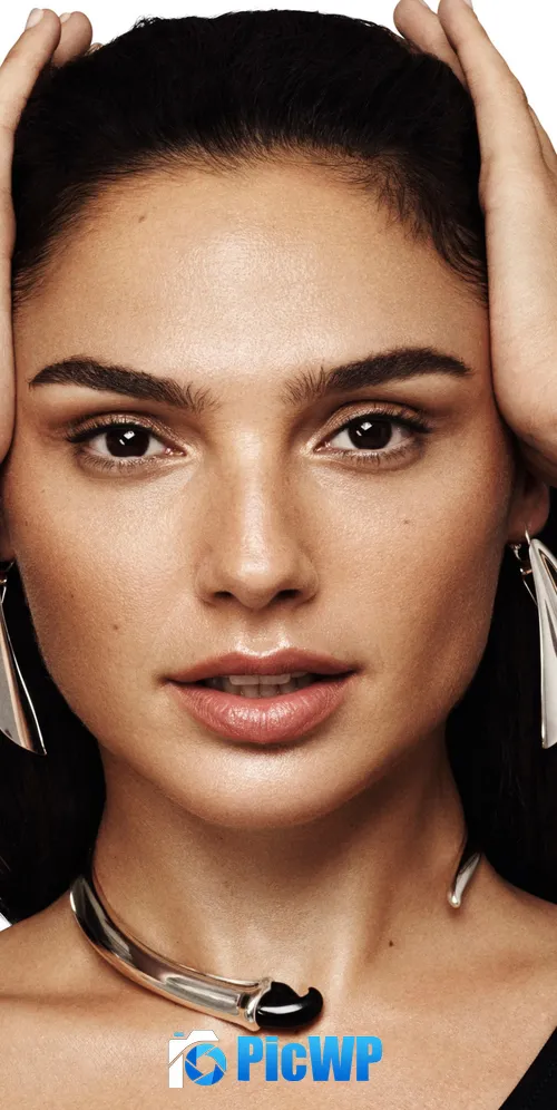 Gal Gadot Beautiful actress 3K Mobile Wallpaper