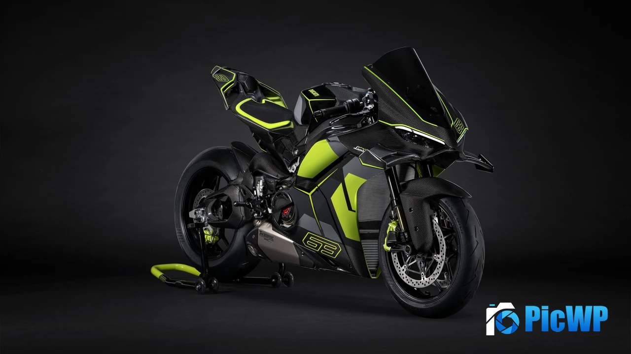 Ducati Panigale V4 Lamborghini 4K PC Wallpaper