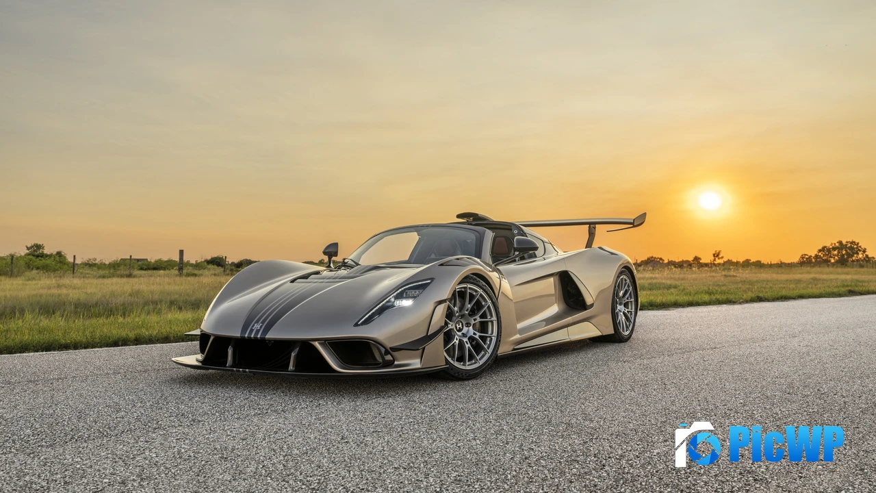 Hennessey Venom F5 Revolution Roadster 5K PC Wallpaper