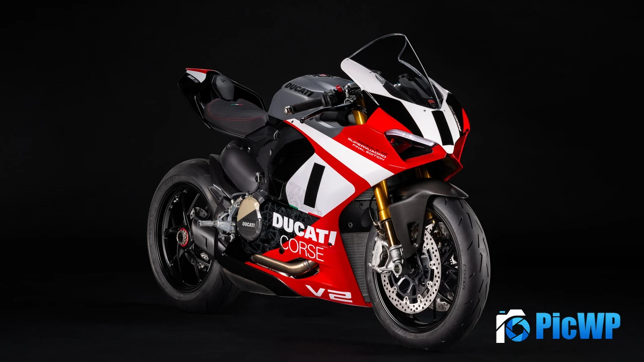 Ducati Panigale V2 2020 3K PC Wallpaper