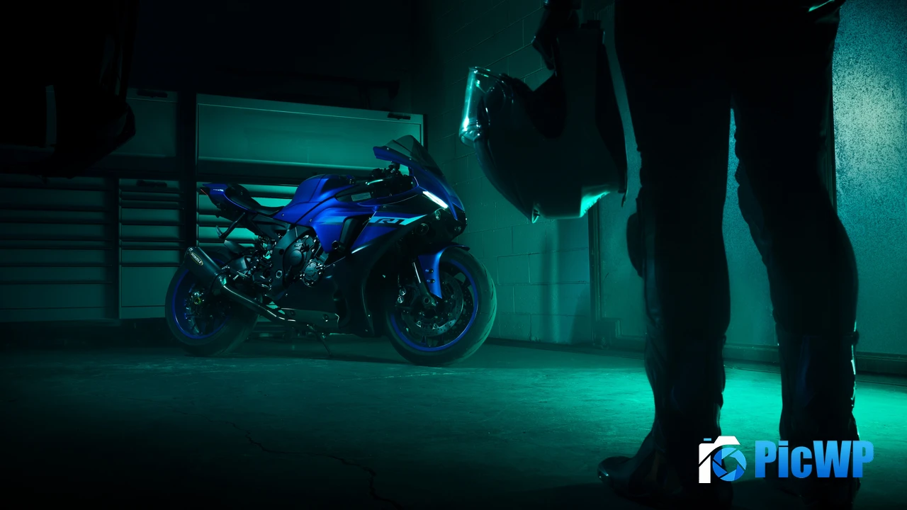Yamaha YZF-R1 4K PC Wallpaper