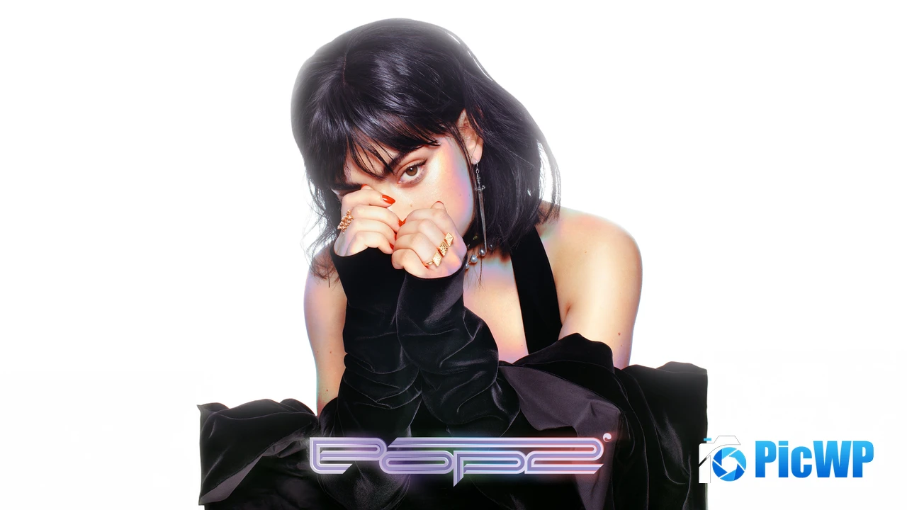 Charli XCX Out of My Head 4K PC Wallpaper
