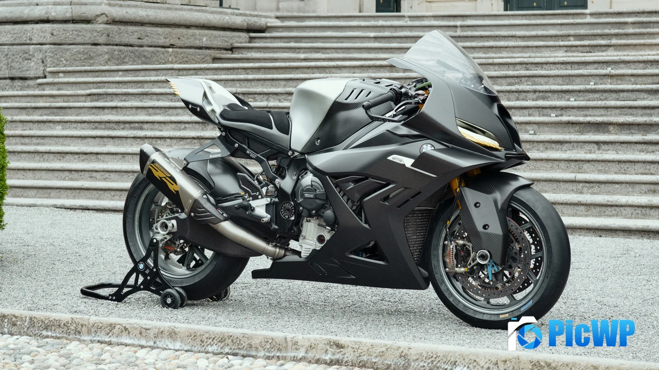 BMW Motorrad Concept RR Vertical 4K PC Wallpaper