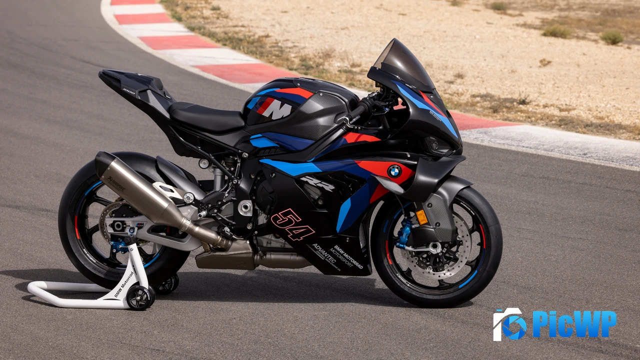 BMW M 1000 RR Motorbike 3K Mobile Wallpaper