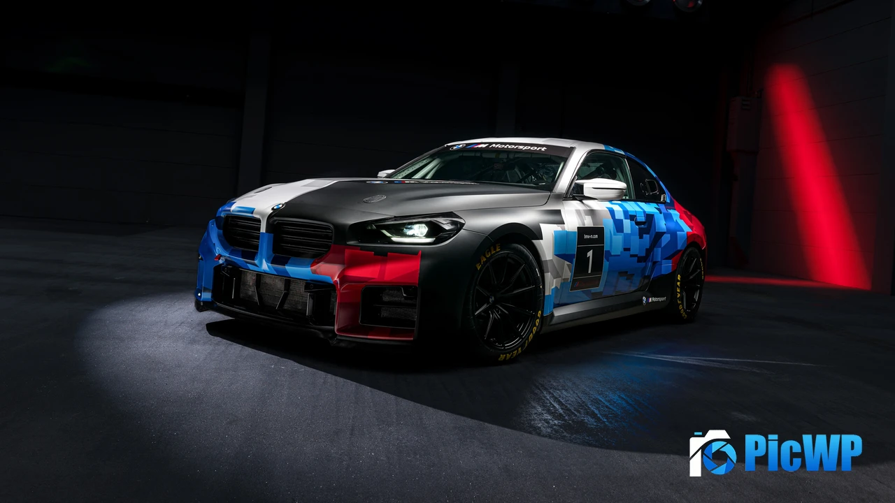 BMW M2 Racing 2025 4K PC Wallpaper