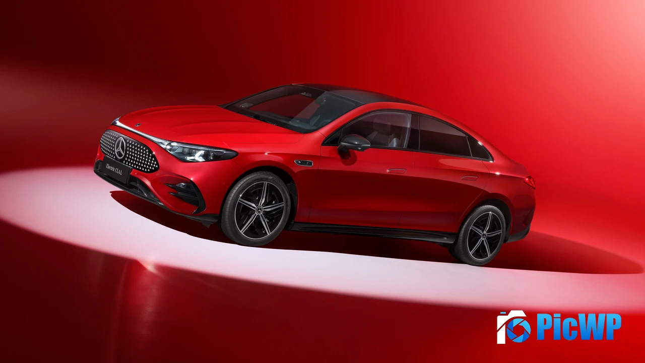 Mercedes-Benz CLA 300 L 4K PC Wallpaper