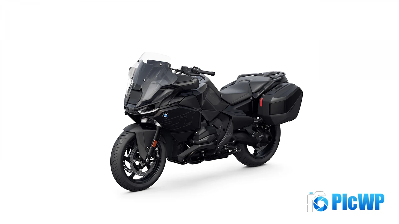 BMW R 1300 RT Triple Black 2025 4K PC Wallpaper