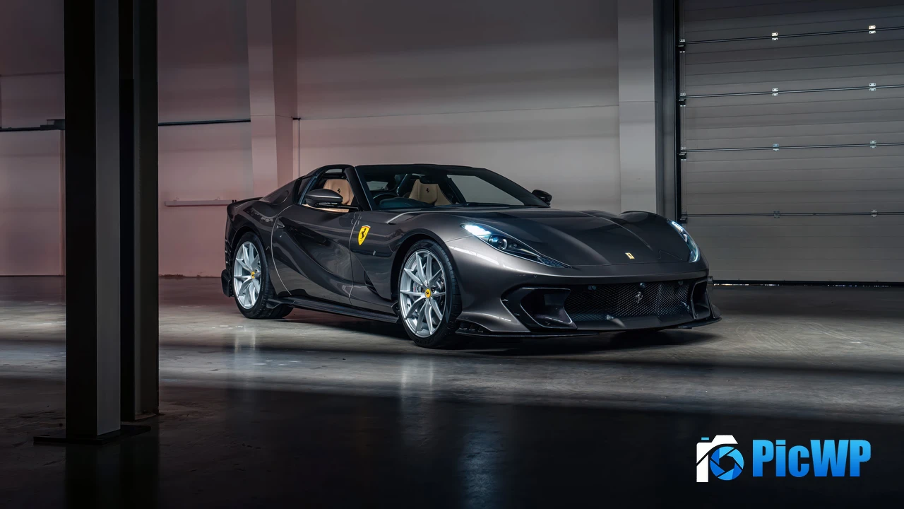 Ferrari 812 Competizione Outdoor 4K PC Wallpaper