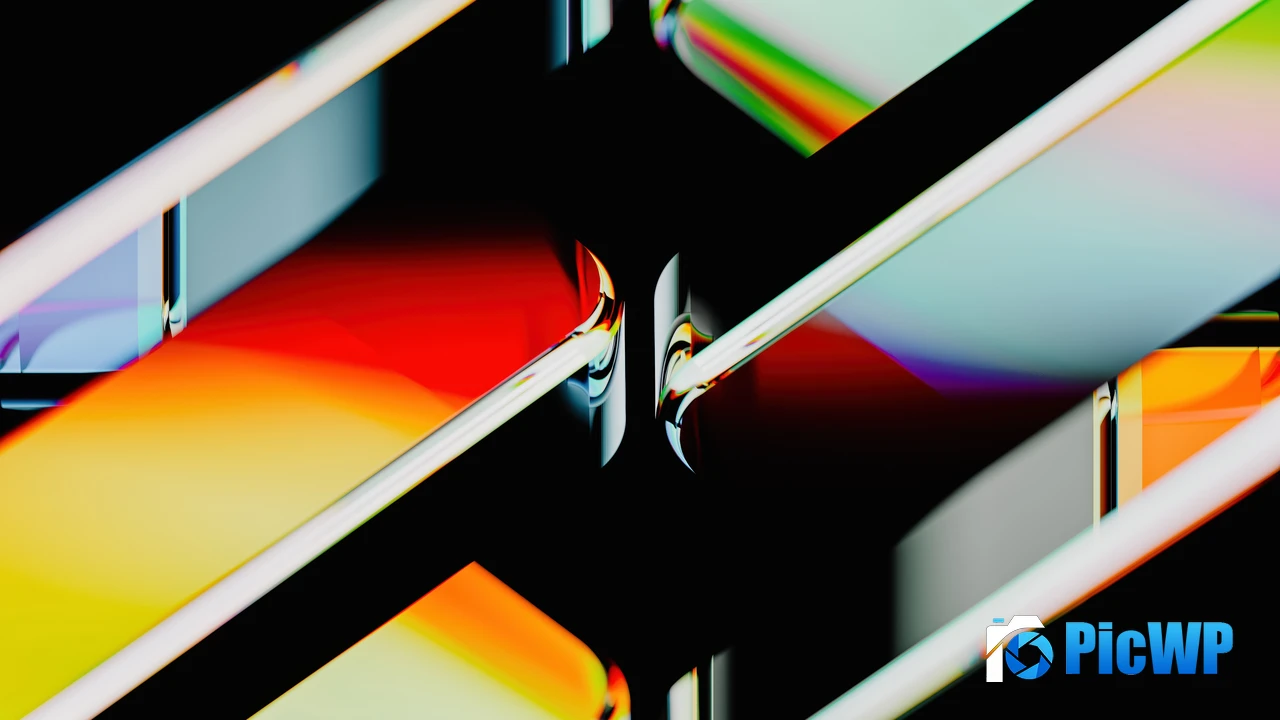 Glass Refraction 4K PC Wallpaper