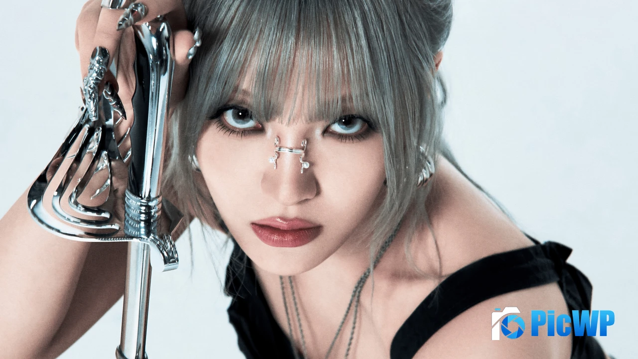 Moon Sua Siyoon 4K PC Wallpaper