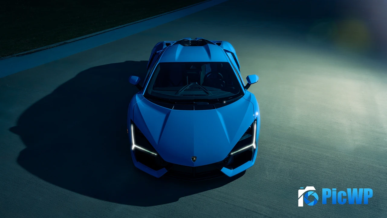 Lamborghini Revuelto Blue 4K PC Wallpaper