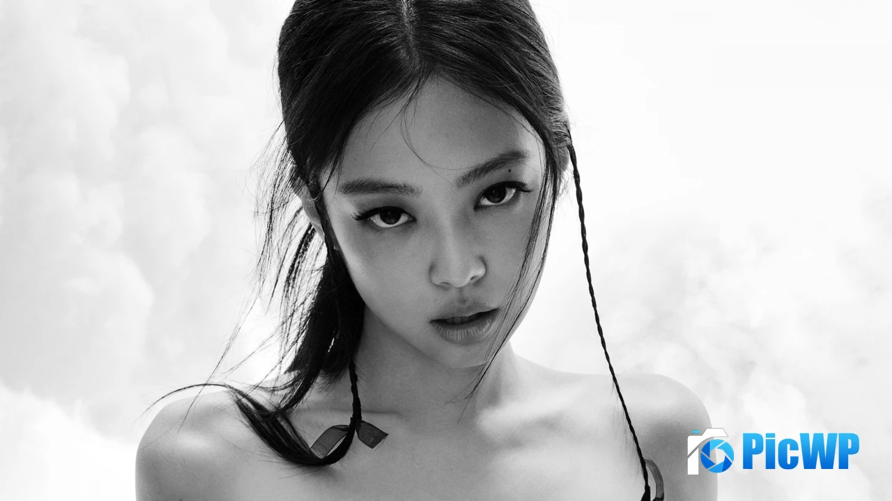 Jennie Closeup 4K PC Wallpaper