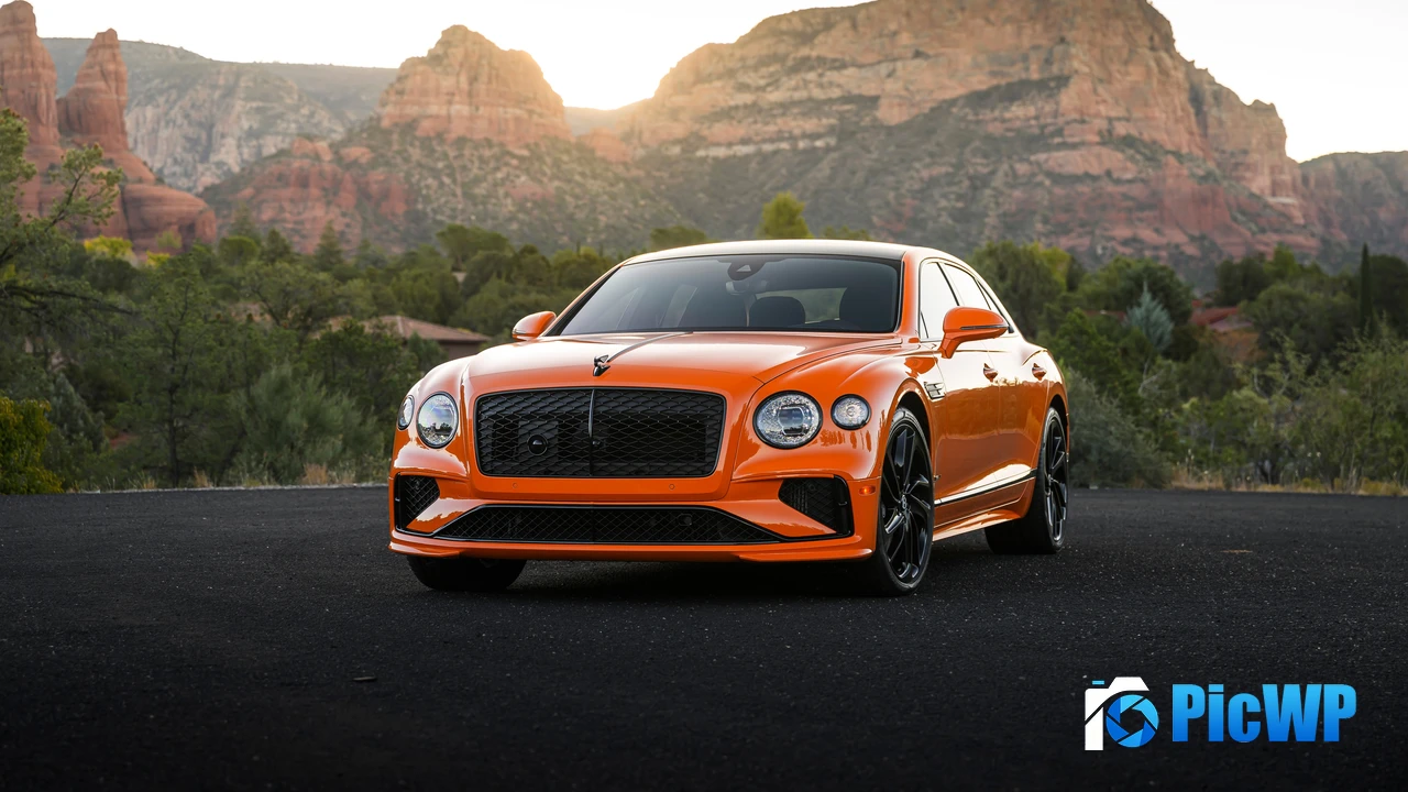 Bentley Flying Spur Speed 2025 4K PC Wallpaper
