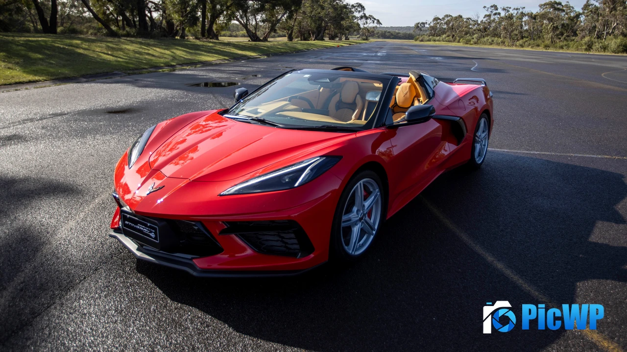 Chevrolet Corvette Stingray Convertible 2024 4K PC Wallpaper