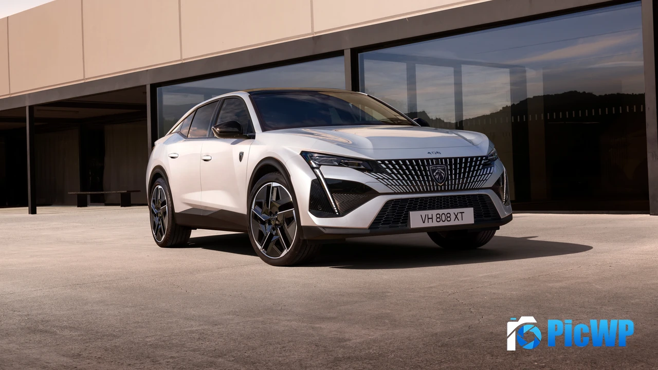 Peugeot E-408 GT 2024 4K PC Wallpaper