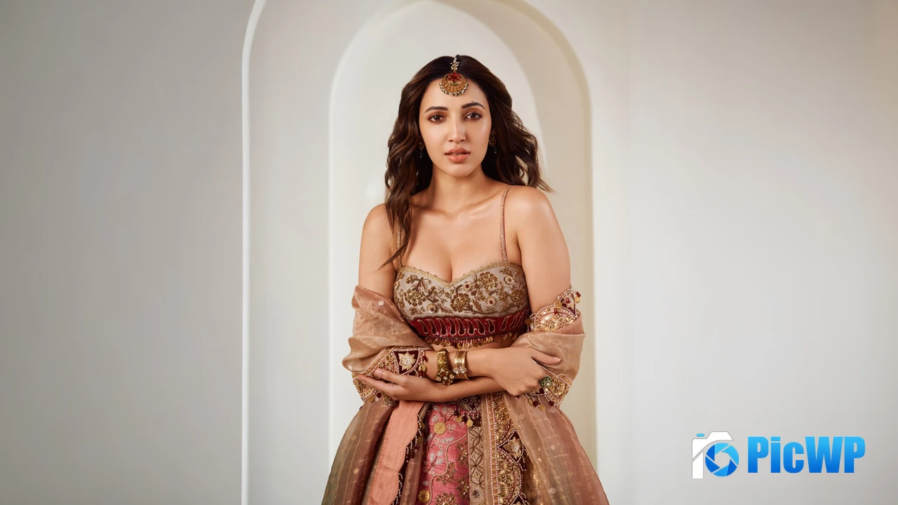 Neha Shetty Indian fashion 4K PC Wallpaper