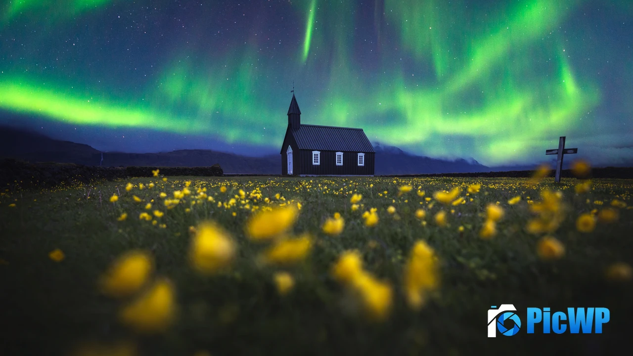 Aurora Borealis Church 4K PC Wallpaper