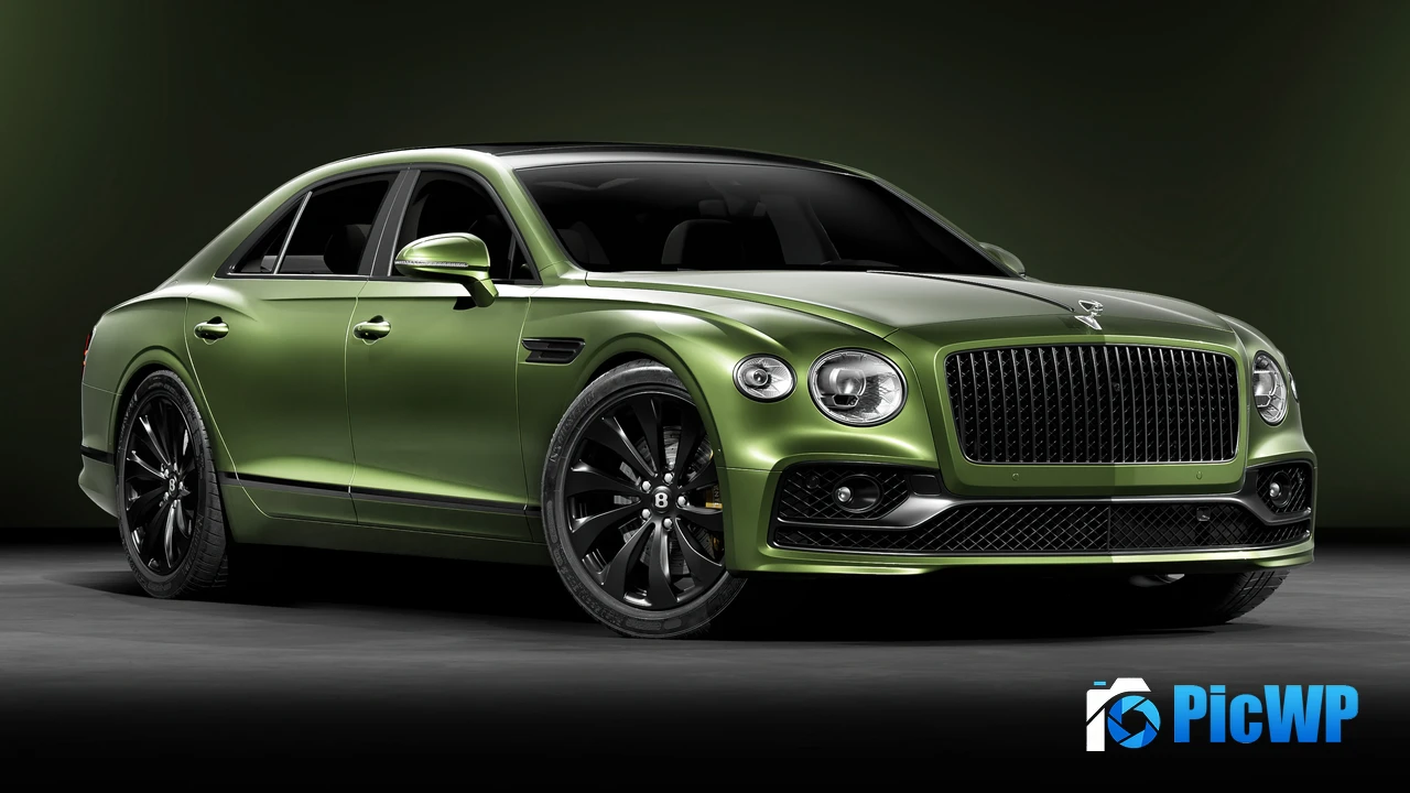 Bentley Flying Spur Green aesthetic 4K PC Wallpaper