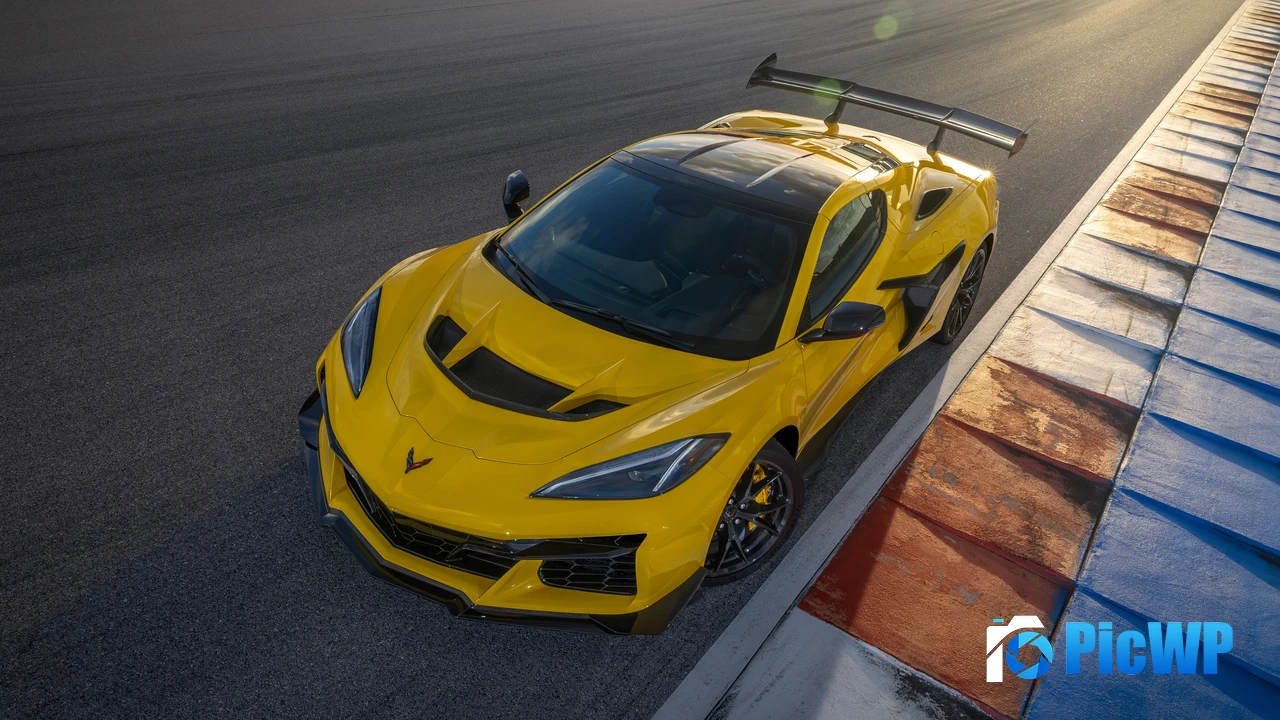 Chevrolet Corvette ZR1 2025 4K PC Wallpaper