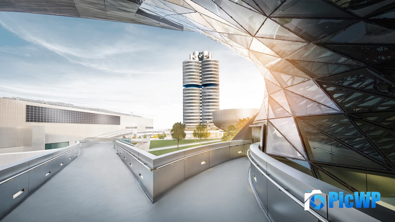 BMW Headquarters 4K PC Wallpaper