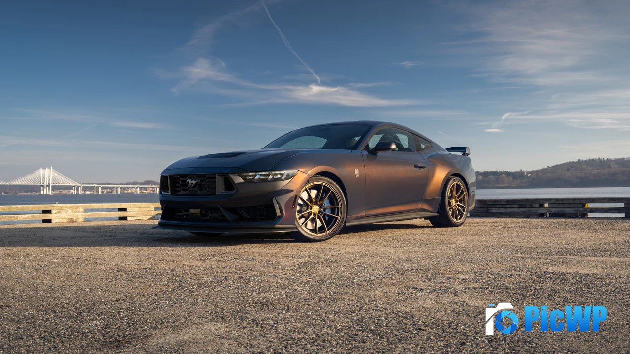 Ford Mustang Dark Horse Outdoor 4K PC Wallpaper