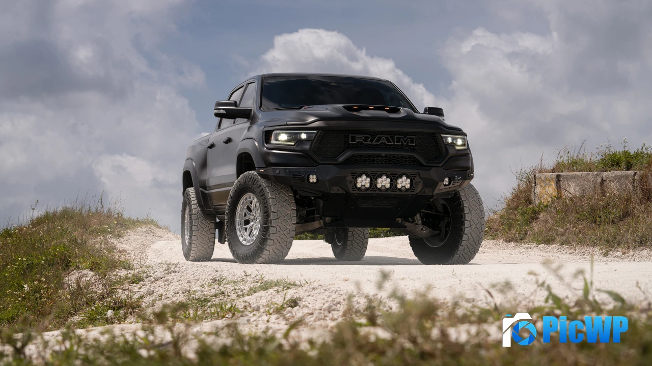 Dodge Ram 1500 TRX 4K PC Wallpaper